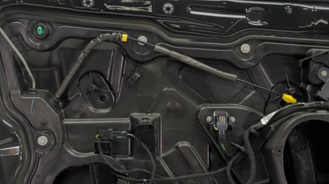 68079300AA CHRYSLER купить в Кривой Рог