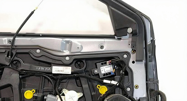 Блок комфорта передней двери 68111321AG CHRYSLER