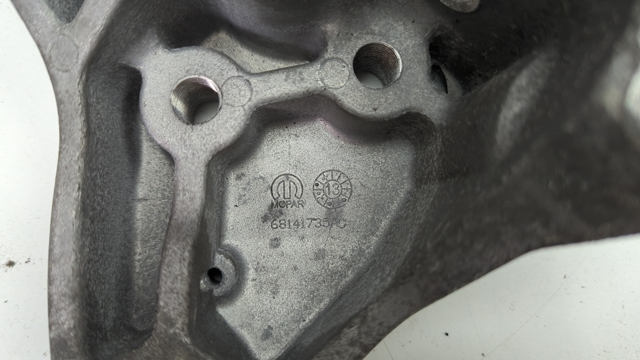 68141735AC CHRYSLER купить в Полтава