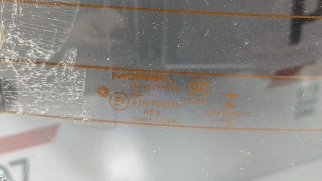 Стекло заднее 68145494AD CHRYSLER