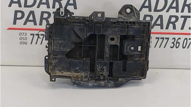 Площадка под аккумулятор 68186053AB