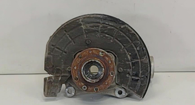 Защита тормозного диска, переднего, правого 68225028AA CHRYSLER