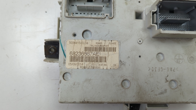 68236667AC CHRYSLER купить в Львов