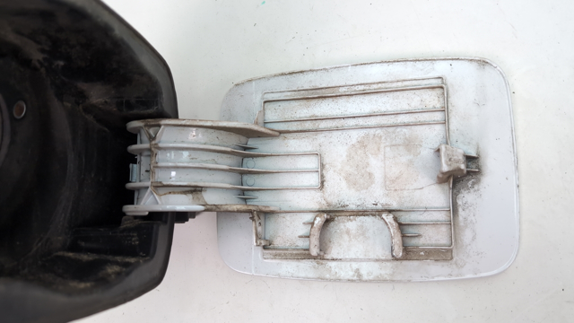 695103S000 HYUNDAI Лючок бензобака купить в Житомир