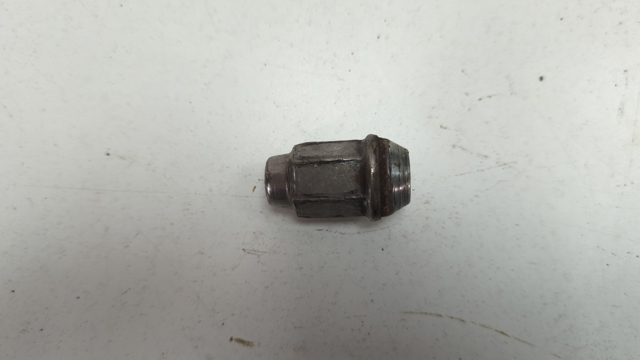 6L2Z1012BA FORD Гайки колесные купить в Сумы