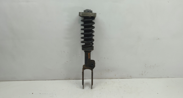 Амортизаторная стойка передняя правая 7L8413032K VAG