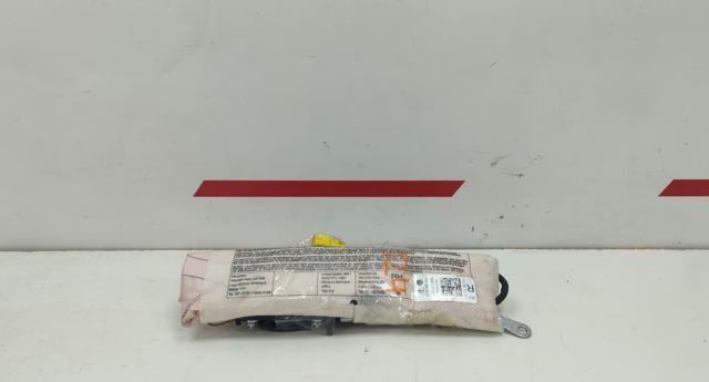 Подушка безопасности AIRBAG спинки сиденья, правого 7P0880242D VAG