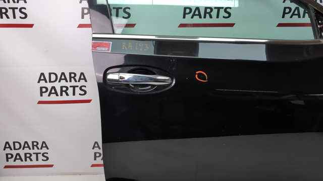 Держатель наружной ручки двери, передней правой 806105AA0A NISSAN