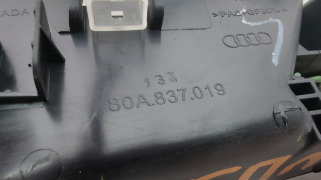 VAG 80A837019A4PK Ручка двери передней внутренняя левая в наличии Черновцы