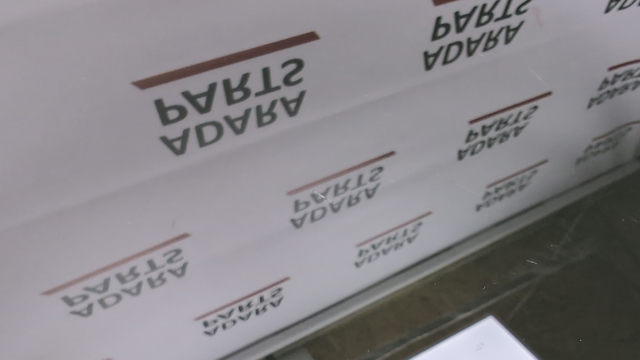 80A845206A VAG Стекло двери задней правой купить в Ужгород