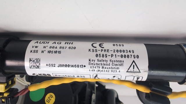 VAG 80A857706FV04 Ремень безопасности передний правый в наличии Черкассы