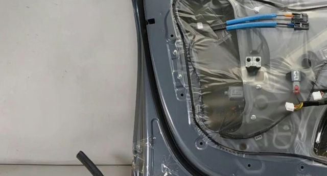 Стеклоподъемник передней левой двери 82403J9000 HYUNDAI