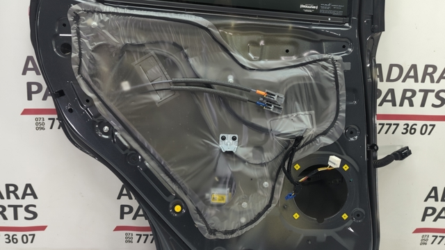 Мотор стеклоподъемника двери передней, левой 82450J9000 HYUNDAI