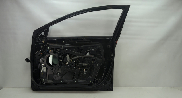 Мотор стеклоподъемника двери передней, правой 824603S001 HYUNDAI