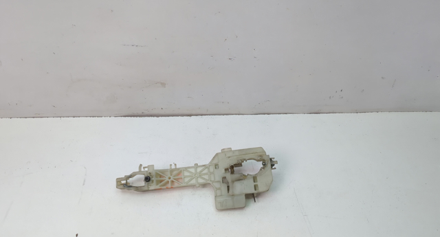 Держатель наружной ручки двери, передней левой 82655D3000 HYUNDAI