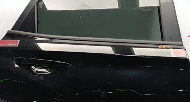 Молдинг опускного стекла двери задней, правой 83220J9000 HYUNDAI
