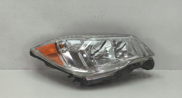 Правая блок фара 84001SG081 SUBARU