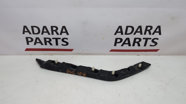 Крепление бамера правое 866143S010 HYUNDAI