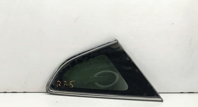 Стекло кузова/багажного отсека, левое 878102W010 HYUNDAI
