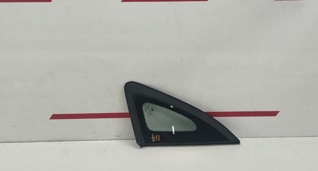 Стекло кузова/багажного отсека, правое 87820J9010 HYUNDAI