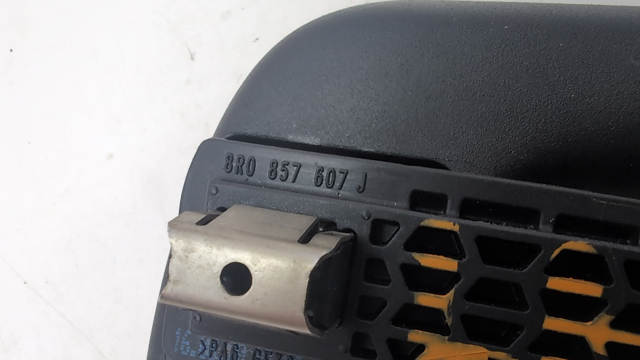 8R0857607J4PK VAG Ручка крыши салона купить в Кривой Рог