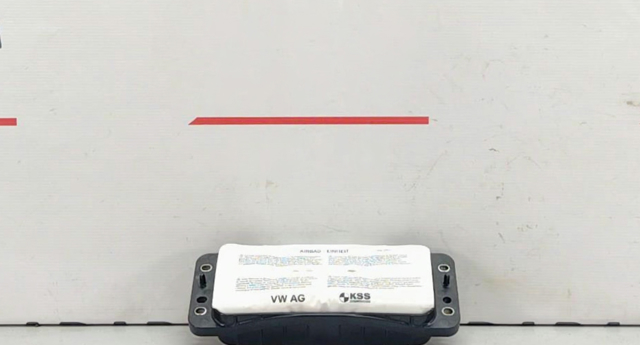 Подушка безопасности боковая 8V0880204H VAG