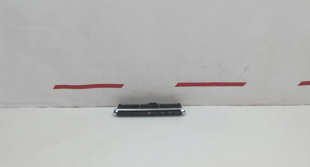 Блок кнопок центральной консоли 8V0925301AKNV6 VAG