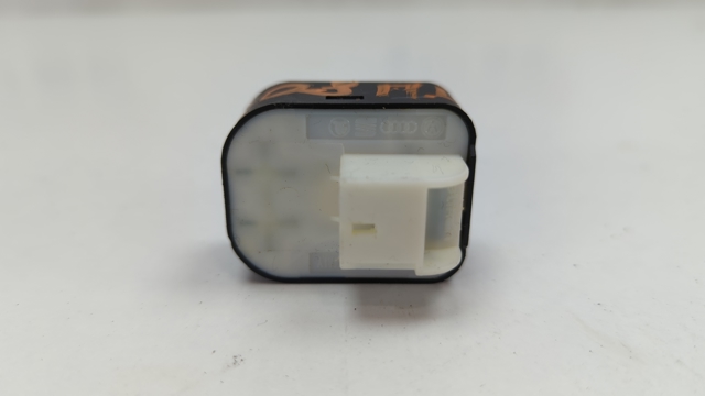 8V0959565D Регулятор зеркал купить Тернополь