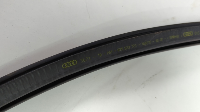 8V5833721A VAG Уплотнитель двери задней (на кузове) купить в Сумы