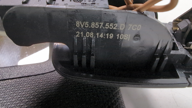 8V5857552D7C0 Козырек солнцезащитный купить Харьков