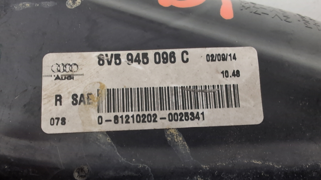 VAG 8V5945096C Фонарь задний правый внешний в наличии Ровно