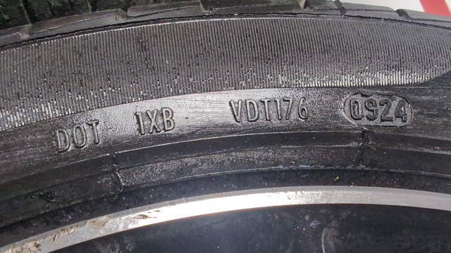 8W0601025DD VAG Диски колесные купить в Львов
