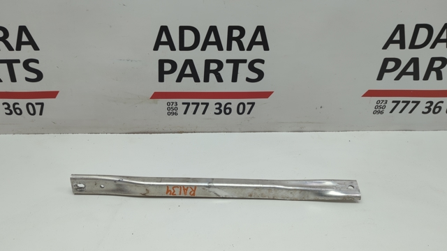 Распорка передних стоек подвески левая 8W0805645A VAG