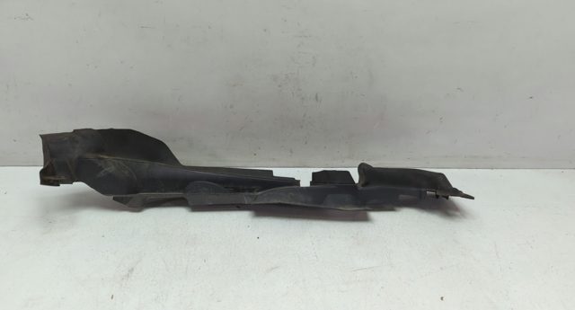 Заглушка жабо боковая 8W0821170C VAG
