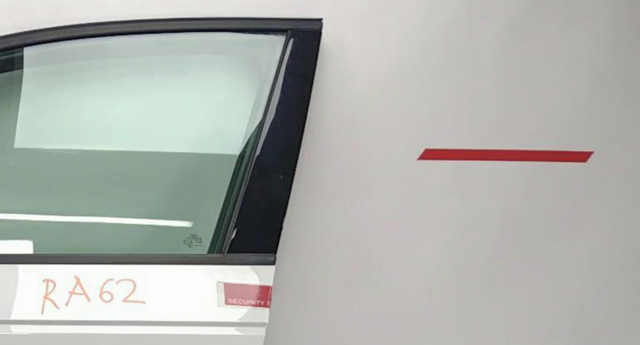 Накладка передней двери, левой, вертикальная 8W0837901A5FQ VAG