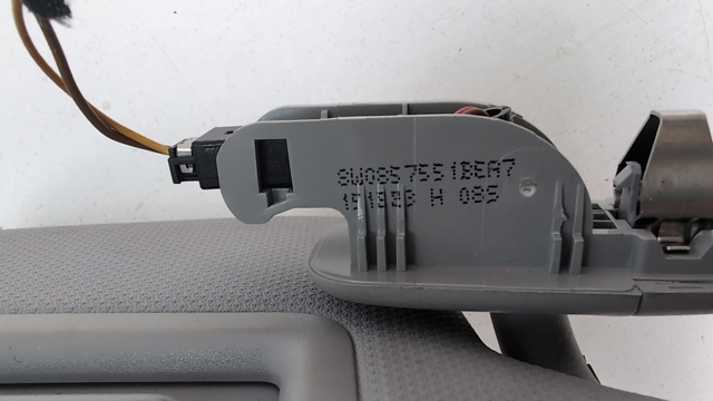 8W0857551BEA7 VAG Козырек солнцезащитный купить в Черновцы