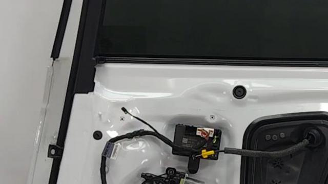 Блок комфорта задней двери 8W0959595G VAG