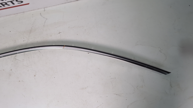 VAG 8W88537042ZZ Молдинг крыши правый в наличии Тернополь