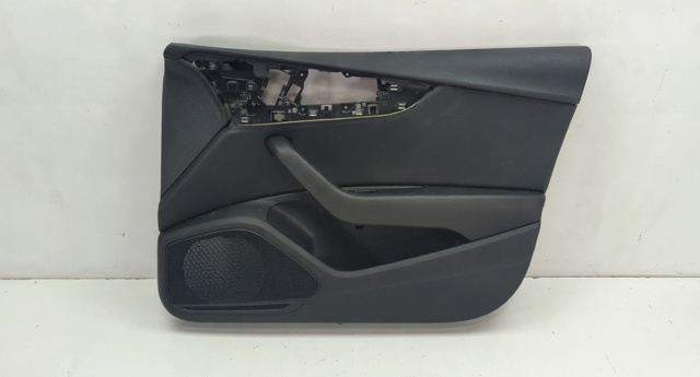Карточка передних дверей 8W8867104BWFA VAG