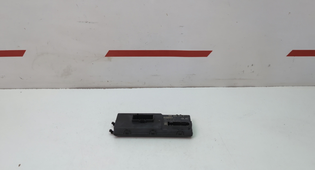 Блок управления открытия крышки багажника 8W8959107D VAG