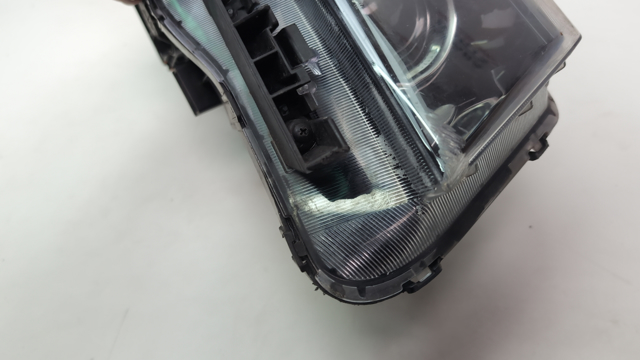 92102C6000 HYUNDAI Правая фара купить в Черкассы
