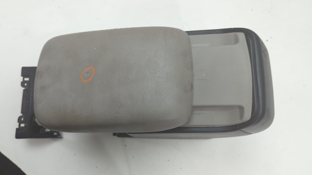 Крышка подлоктника 92114FJ040LL SUBARU