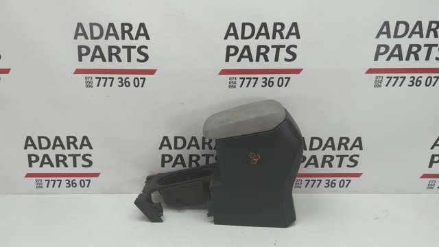 SUBARU 92114FJ040LL Крышка подлокотника в наличии Украина