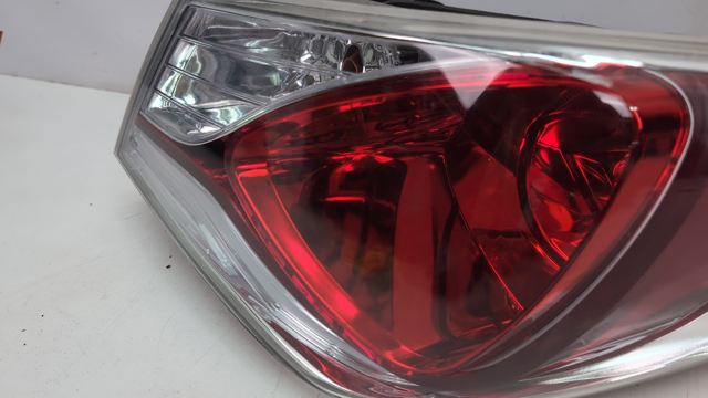 HYUNDAI 924024R050 Фонарь задний правый внешний в наличии Винница