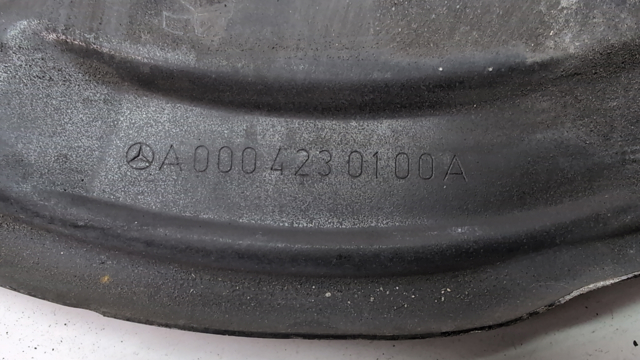A0004230100 Защита тормозного диска заднего купить Чернигов