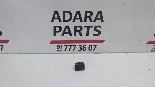 MERCEDES A20490581029107 Кнопка включения мотора стеклоподъемника передняя правая в наличии Тернополь