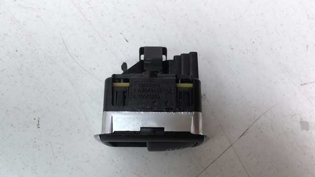 MERCEDES A20490581029107 Кнопка включения мотора стеклоподъемника передняя правая в наличии Одесса