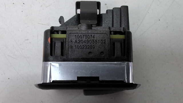 MERCEDES A20490581029107 Кнопка стеклоподъемника передняя в наличии Черкассы