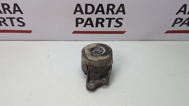 Подушка (опора) двигателя, правая передняя A2052400900 MERCEDES