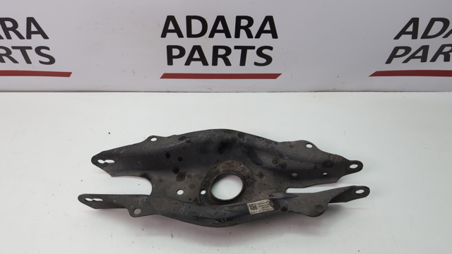 Рычаги задней подвески A2053522000 MERCEDES